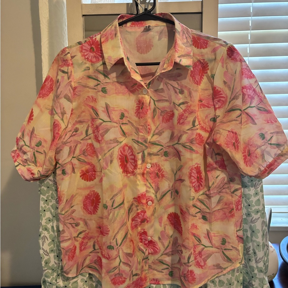 SHEIN Floral Pink Blouse